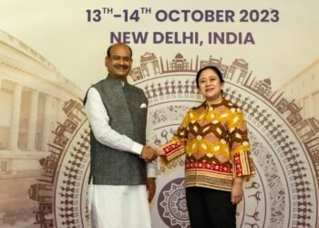 Di Sela-sela KTT P20, Puan Berbincang Hangat dengan Perdana Menteri India