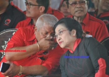 Bu Mega Kisahkan Loyalitas Lewat Kisah FX Rudy dan Rachmat Hidayat