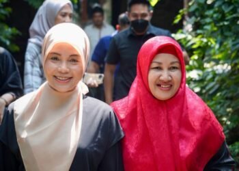 Didatangi Bestienya, Nyai Um Faizah Said Almasyhad: Tidak Ada Tekanan, Ganjar-Mahfud Menang, Menang, Menang
