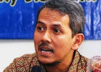 Anggito: Bansos Disalurkan Menteri, Bukan Presiden
