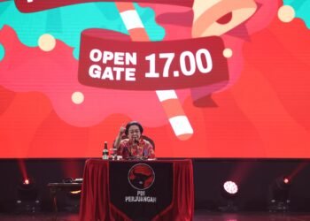 Megawati: Aparat Juga Dari Rakyat, Jangan Sakiti Hati Rakyat