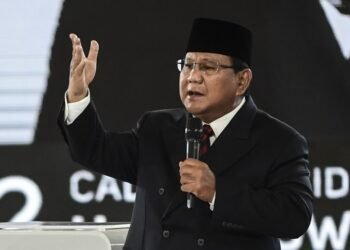 Pak Prabowo, Berbeda Boleh Emosi Jangan