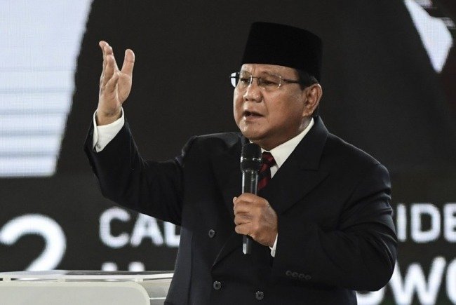 Pak Prabowo, Berbeda Boleh Emosi Jangan