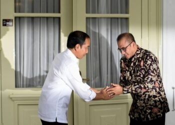 Masyarakat Desak Ketua KPU Dipecat