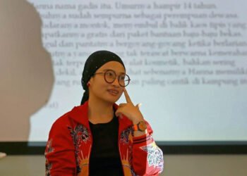 MK Jeblok, Okky Madasari: Ini Dosa Besar Yang Harus Ditanggung Jokowi