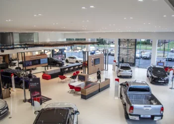 Penjualan Mobil Domestik Kuartal I 2024 Turun