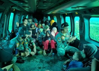 103 Warga Korban Banjir dan Tanah Longsor dari Tiga Desa Terisolir Berhasil di Evakuasi
