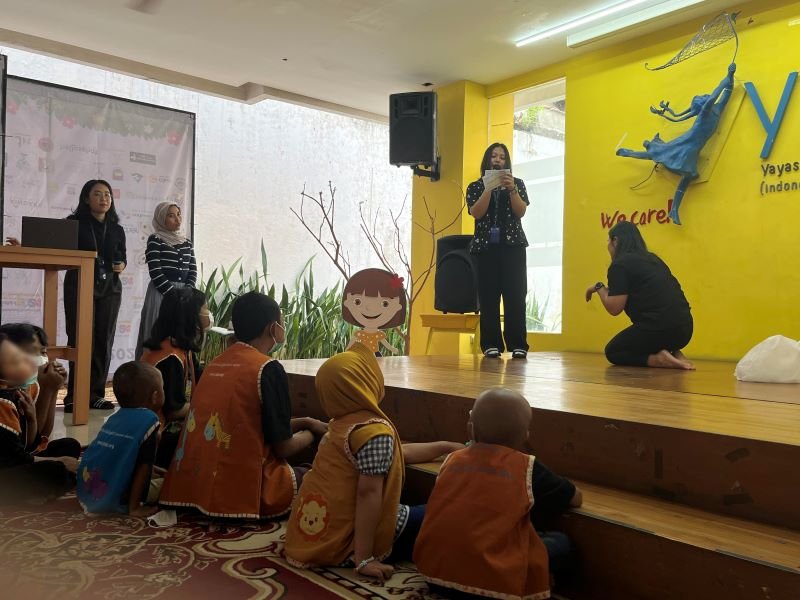 Cermati Fintech Group Bawa Semangat Baru ke Yayasan Kasih Anak Kanker Indonesia