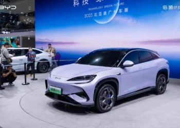 BYD Seal 07 Dengan e-Platform 3.0 Evo Siap Meluncur Awal Agustus 2024   