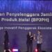 Badan Penyelenggara Jaminan Produk Halal (BPJPH) Kementerian Agama menerima penghargaan Detikcom Award 2024