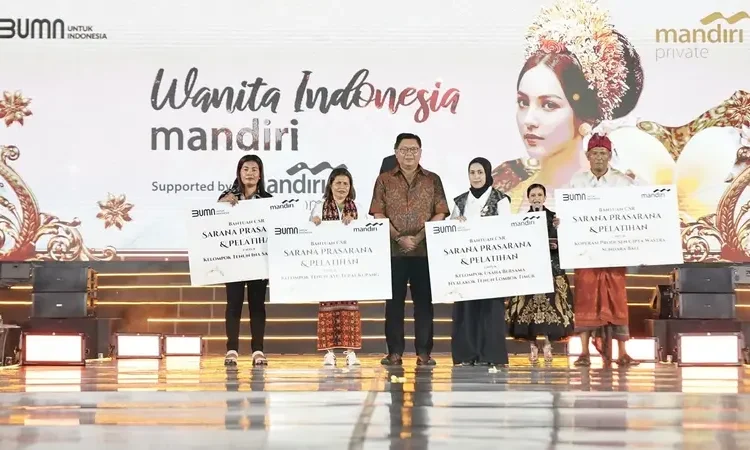 Dukung Industri Kreatif, Bank Mandiri Dorong Tenun Tradisional Bali, Lombok dan Kupang Menembus Pasar Global