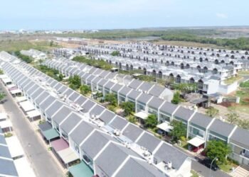 DPR: Hapus Utang Pinjol Masyarakat Bawah