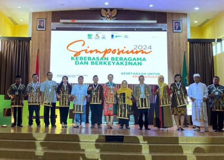 Simposium Best atau Beda Setara Jaringan GUSDURian tahun 2024 secara resmi dibuka di Convention Hall Universitas Islam Negeri (UIN) Sunan Kalijaga, Yogyakarta.