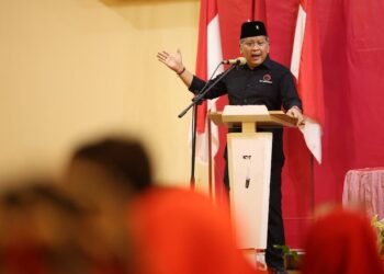 Hasto Sampaikan Pesan Megawati Saat Safari Politik di Bondowoso