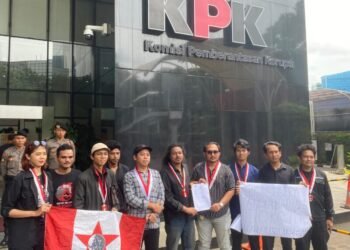 GMNI Desak KPK Periksa Harta Jokowi dan Kroninya