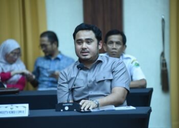Retreat Dinilai Wajib,  DPR Desak Mendagri Sanksi Kepala Daerah Pelanggar Disiplin