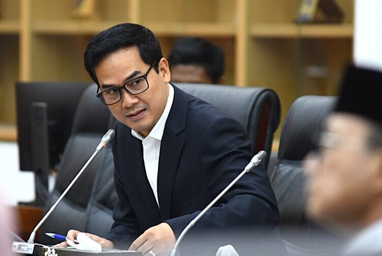 Wakil Ketua Komisi VI DPR RI Adisatrya Suryo Sulisto