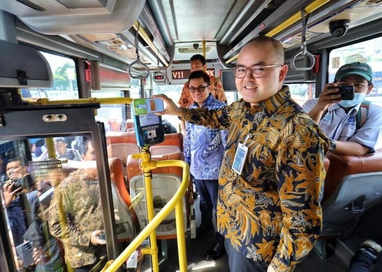 BNI turut mensukseskan peluncuran fitur QRIS Tap yang diinisiasi Bank Indonesia (BI) sebagai inovasi pembayaran digital berbasis Near Field Communication (NFC).