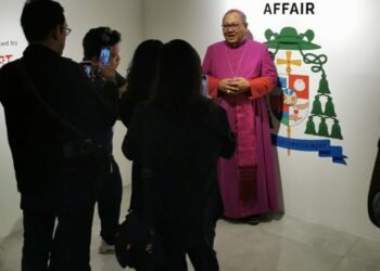 Bishop Love Affair: Pameran Lukisan Refleksi Cinta Monsinyur Didik