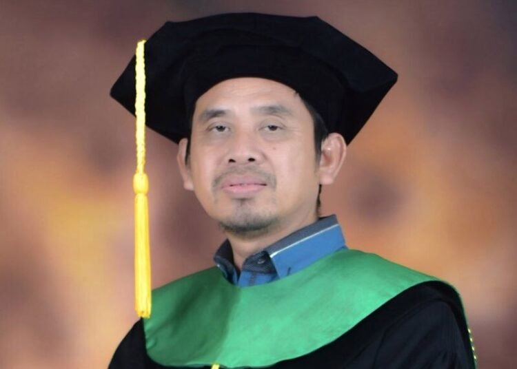 Guru besar Fikih Siyasah UIN Jakarta Khamami Zada