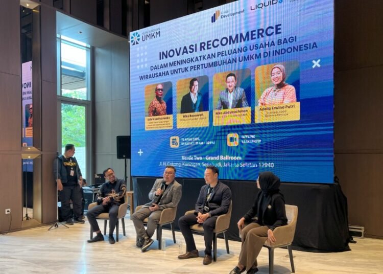 Liquid8 resmi meluncurkan aplikasi BULKY ID di Play Store dan App Store.

BULKY ID merupakan platform recommerce yang dirancang khusus untuk mempermudah UMKM dalam mendapatkan produk overstock atau surplus berkualitas secara grosir dengan harga kompetitif. Aplikasi ini juga dilengkapi dengan fitur edukatif bernama Academy UMKM untuk membantu pelaku usaha meningkatkan keterampilan bisnis mereka.