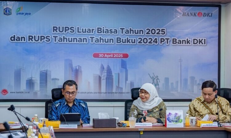 Bank DKI resmi membagikan dividen senilai Rp249,31 miliar atau dengan dividen payout ratio 32% dari laba bersih tahun buku 2024 sebesar Rp779,10 miliar dengan rincian sebesar Rp249,26 miliar diberikan kepada Pemprov DKI Jakarta, dan Rp56 juta diberikan kepada Perumda Pasar Jaya.