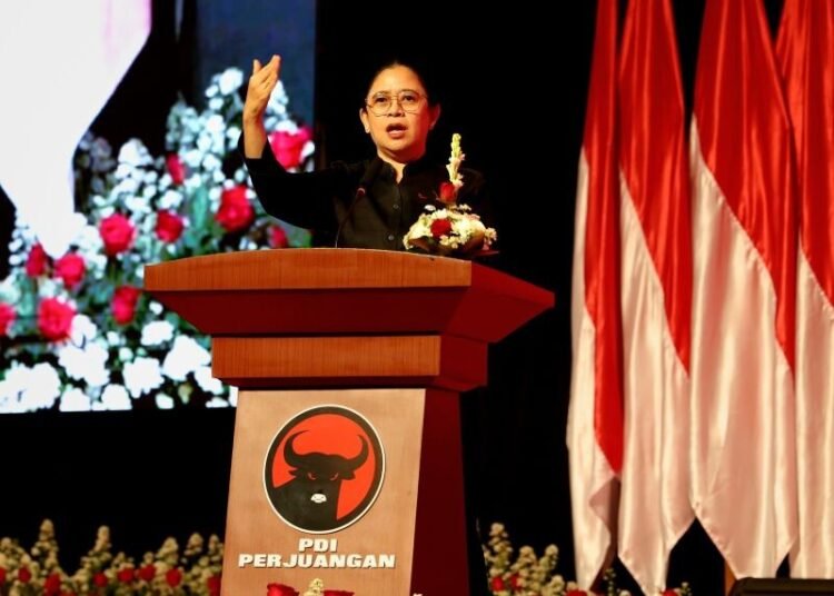 Ketua DPP PDI Perjuangan (PDIP) bidang Politik, Puan Maharani
