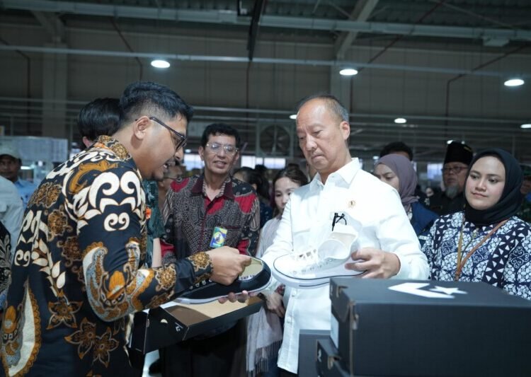 Menteri Perindustrian (Menperin) Agus Gumiwang Kartasasmita