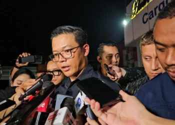 Jemput Kepulangan Jenazah Zetro dari Peru di Bandara Soetta, Menlu Sugiono : Kami Akan Teruskan Perjuanganmu