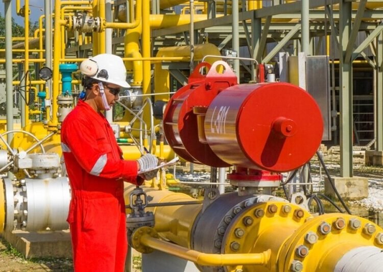 PT Energi Mega Persada Tbk (ENRG)