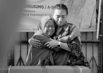 Ida Fauziyah Bersama Masyarakat Tandatangani Petisi Bela Rahayu Saraswati