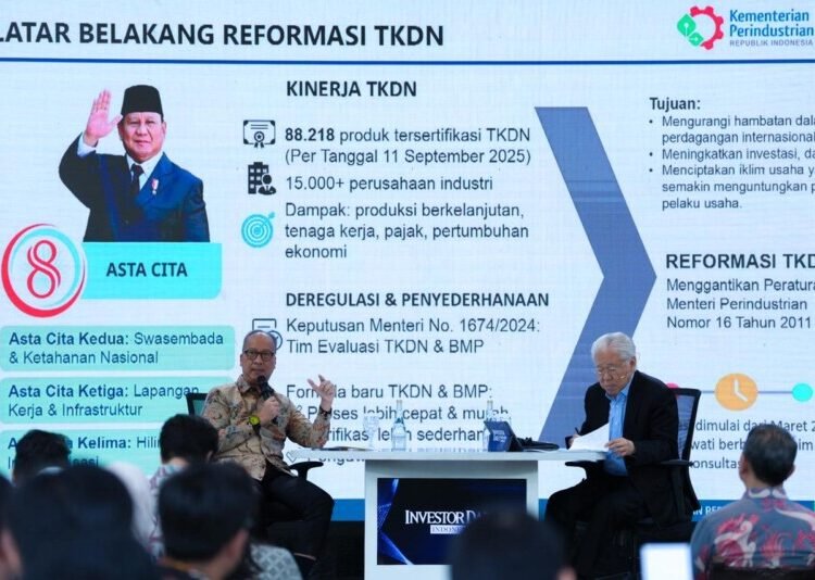Menteri Perindustrian Agus Gumiwang Kartasasmita