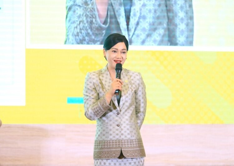 Kepala Eksekutif Pengawas Perilaku Pelaku Usaha Jasa Keuangan, Edukasi, dan Pelindungan Konsumen OJK Friderica Widyasari Dewi