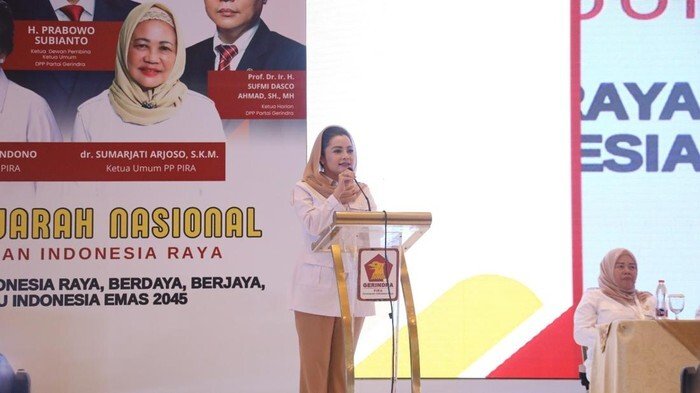 Perempuan Indonesia Raya (PIRA), organisasi sayap Partai Gerindra, resmi menetapkan Dr. Hj. Novita Wijayanti, SE, MM sebagai Ketua Umum PP PIRA periode 2025–2030 menggantikan dr. Sumarjati Arjoso, SKM.