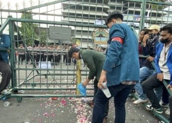 Setahun Pemerintahan Prabowo-Gibran, Mahasiswa Semarang Gelar Aksi Kritik dan Tuntut Realisasi Janji