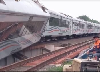 Kereta Anjlok Terus Berulang, DPR Minta Kemenhub Lakukan Audit Keselamatan Independen