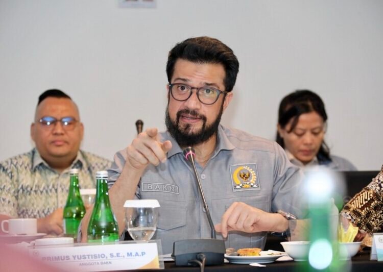 Anggota BAKN DPR RI, Primus Yustisio, saat mengikuti Kunjungan Kerja Spesifik BAKN DPR RI di Pangkalpinang, Provinsi Kepulauan Bangka Belitung, Kamis, (27/11/2025). Foto: Ulfi/vel