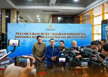 Peluncuran buku Sejarah Indonesia terbaru yang digagas Kementerian Kebudayaan, Minggu (14/12/2025)