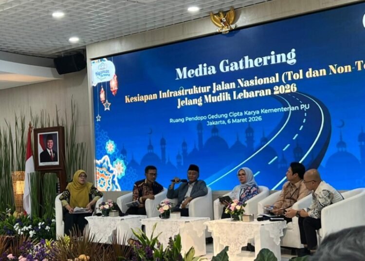 Pemerintah kembali melanjutkan pengembangan sistem Multi Lane Free Flow (MLFF) untuk transaksi jalan tol tanpa berhenti.